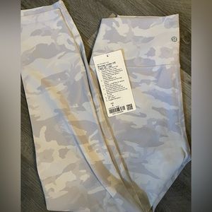 Nwt camo lululemons